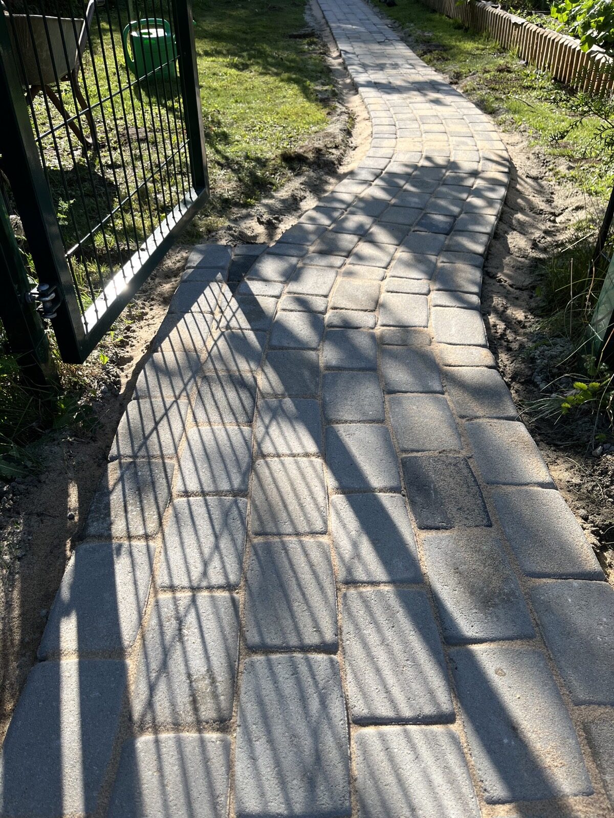 Sillutiskividest jalgtee